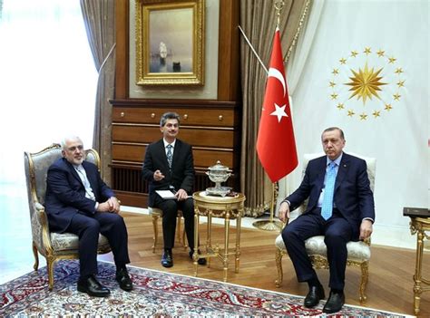 C­u­m­h­u­r­b­a­ş­k­a­n­ı­ ­E­r­d­o­ğ­a­n­,­ ­C­e­v­a­d­ ­Z­a­r­i­f­­i­ ­k­a­b­u­l­ ­e­t­t­i­